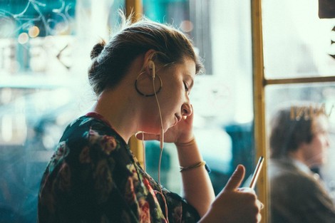 How To Be A Know-It-All: The Best Educational Podcasts Of 2018