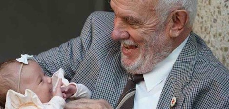 ‘Man With The Golden Arm’ Is Finally Retiring After Saving The Lives Of Over 2 Million Babies