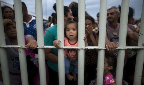 Mexico's Migration Policy: What's Its Role Amid Migrant And Refugee Caravan Crisis?