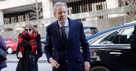 Video On Media Monopolies: Should AT&T And Time Warner Merge?