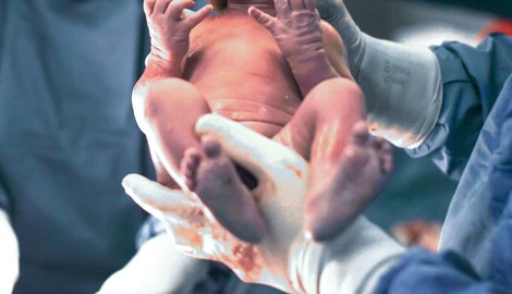 First Baby In The USA To Be Born From A Woman After Uterus Transplant