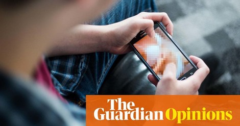 The Debate About Sexual Harassment Should Tackle Online Harassment Too