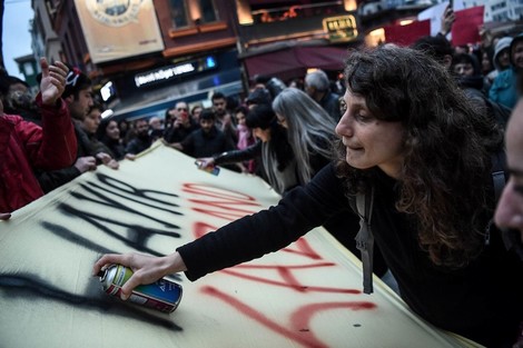 Why Trump Did Wrong In Congratulating Erdogan After The Referendum