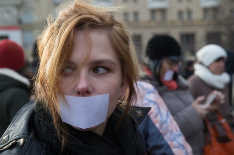 Prison Sentences For Online Posts: Russian Government's Attack On The Internet