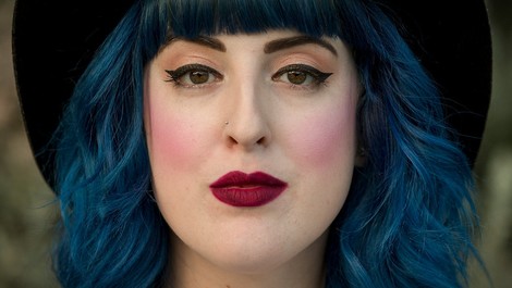 Your Recommendation For International Women's Day: A NYT Video About Women In The Tipping Industry