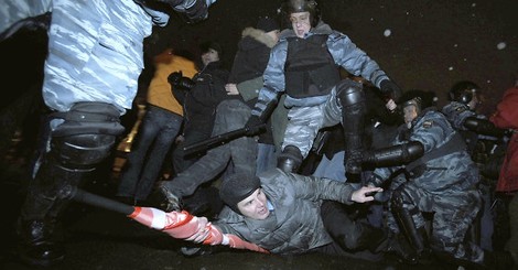 Russians' New Method To Combat Police Violence: YouTube